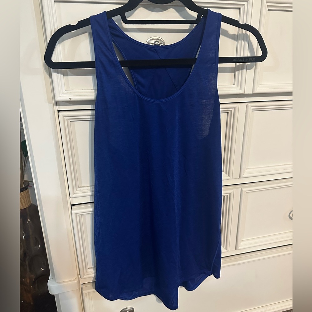 Lululemon tank top size 6
